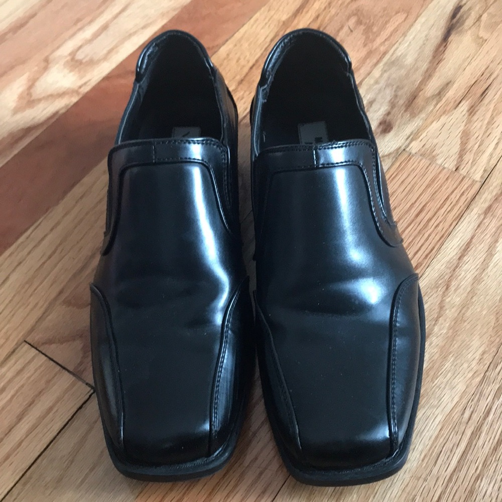 Boys dress shoe